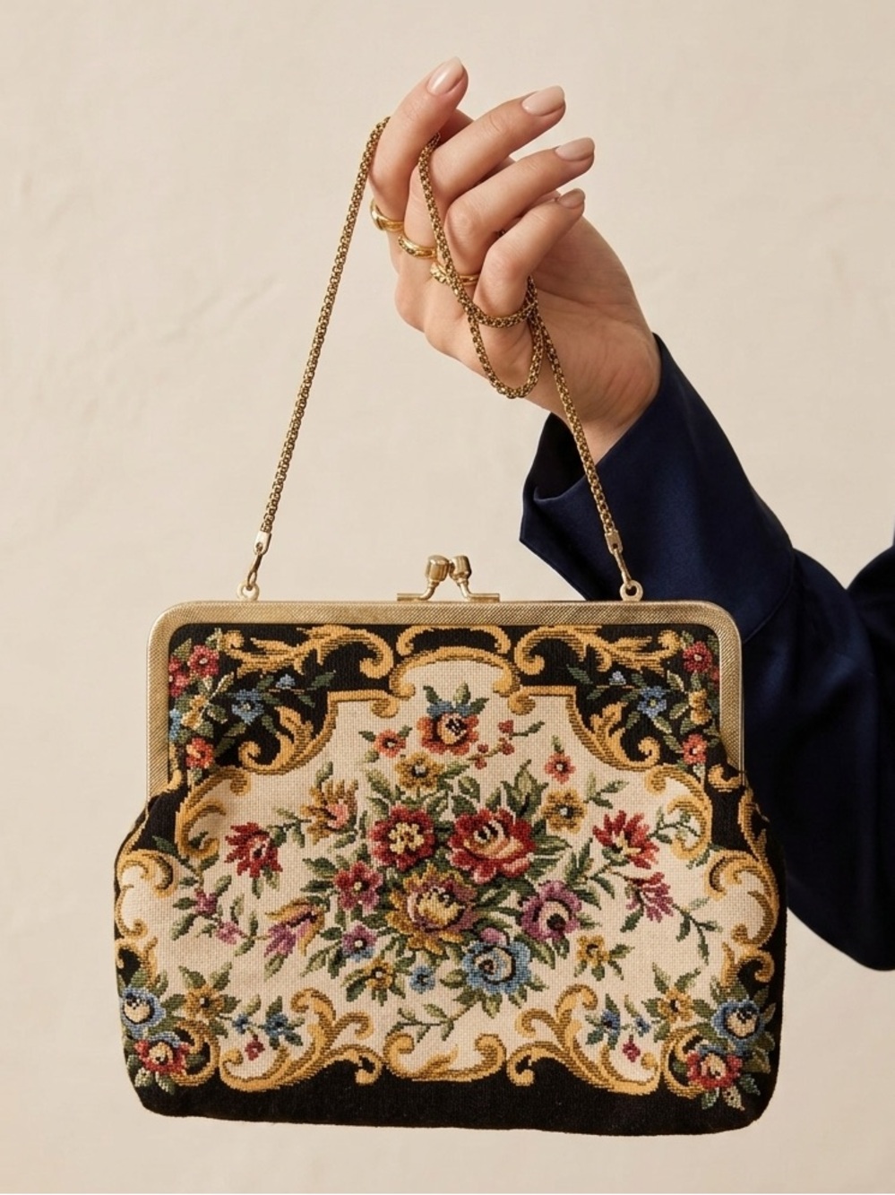 Vintage-Inspired Kiss Lock Floral Needlepoint Handbag Mini Bag Purse